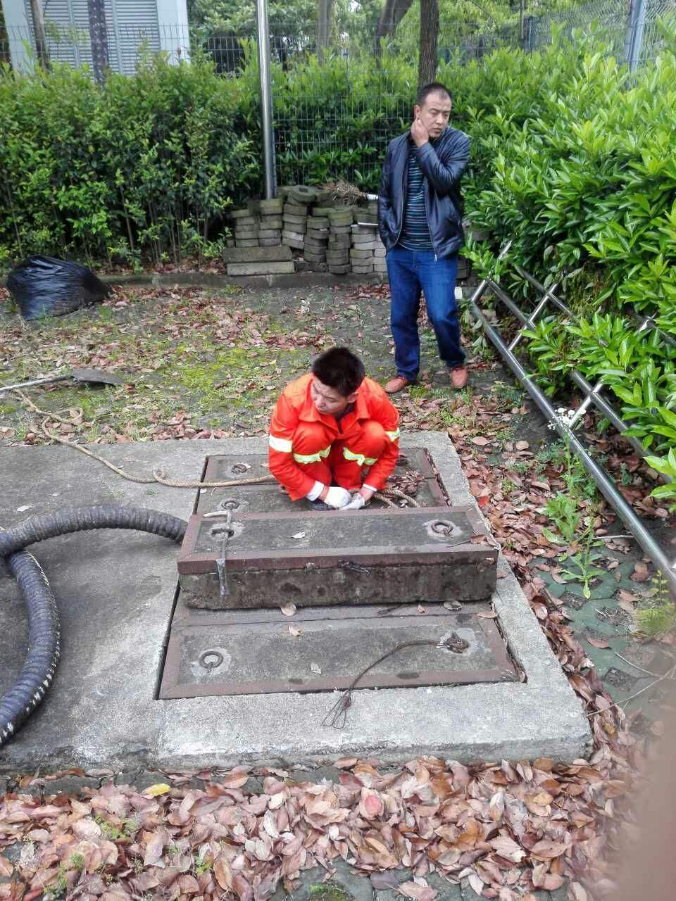 施甸吸污抽粪