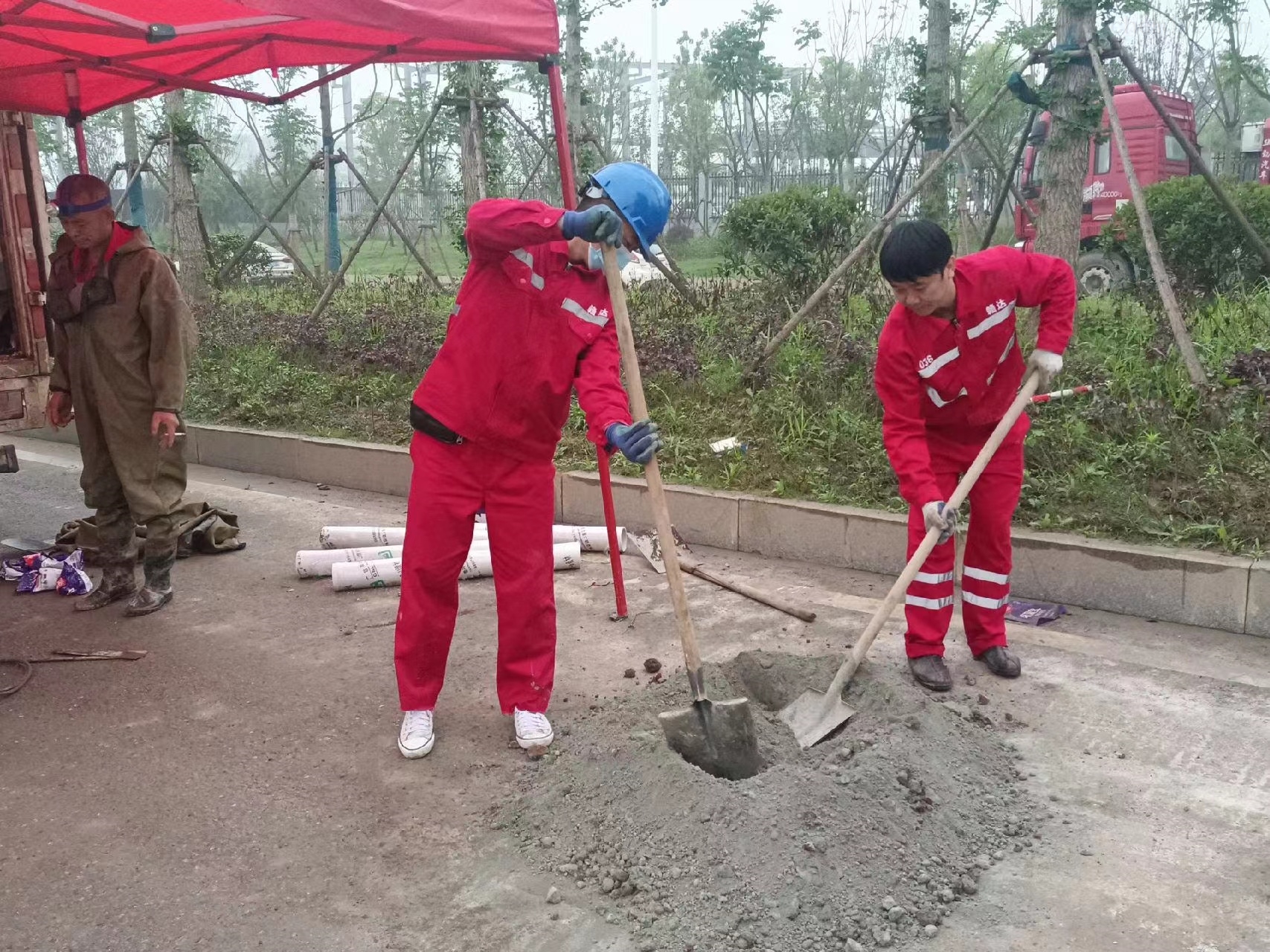 施甸管道疏通哪家好】及时进行市政管道清淤